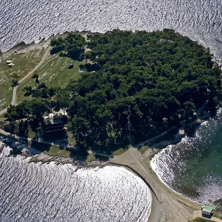 Apartmán In With Balcony, Air Conditioning, W-lan 5216-4 Medulin